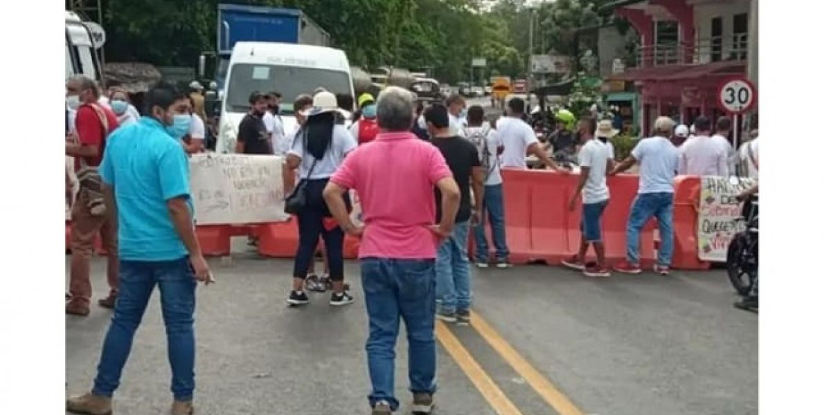 El bloqueo se efectuó desde tempranas horas. 