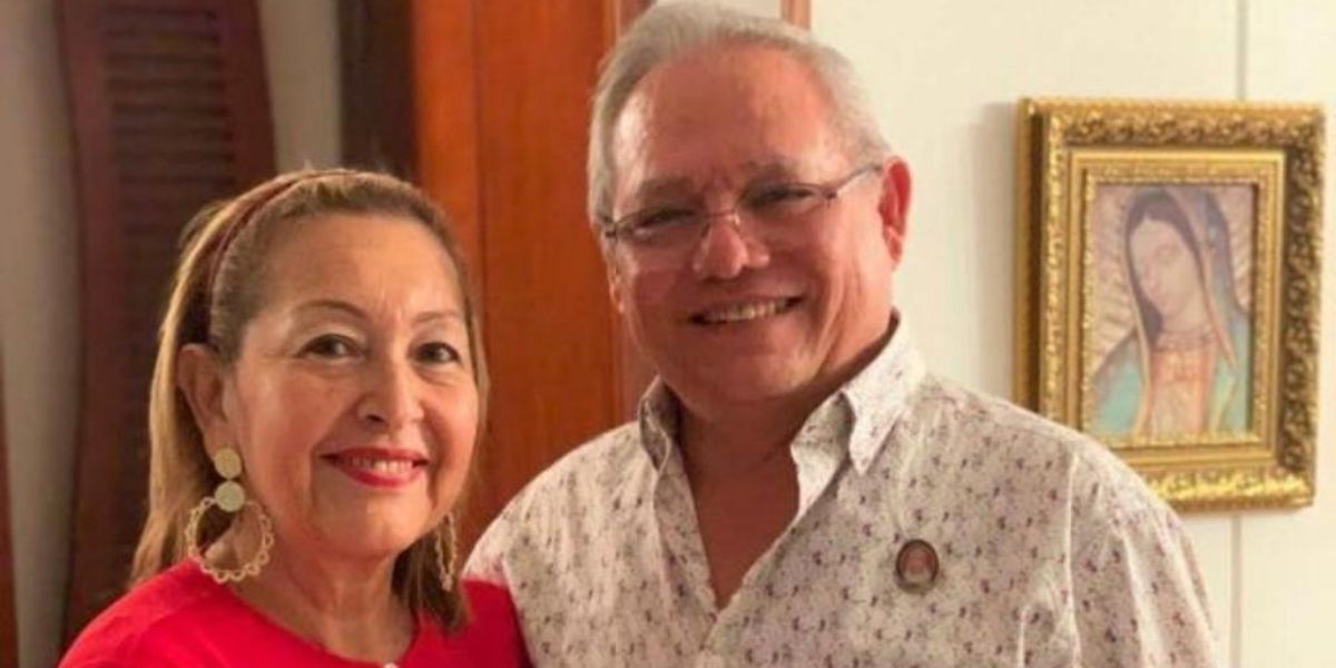 Luz Karime de Campo y su esposo Oswaldo Campo González
