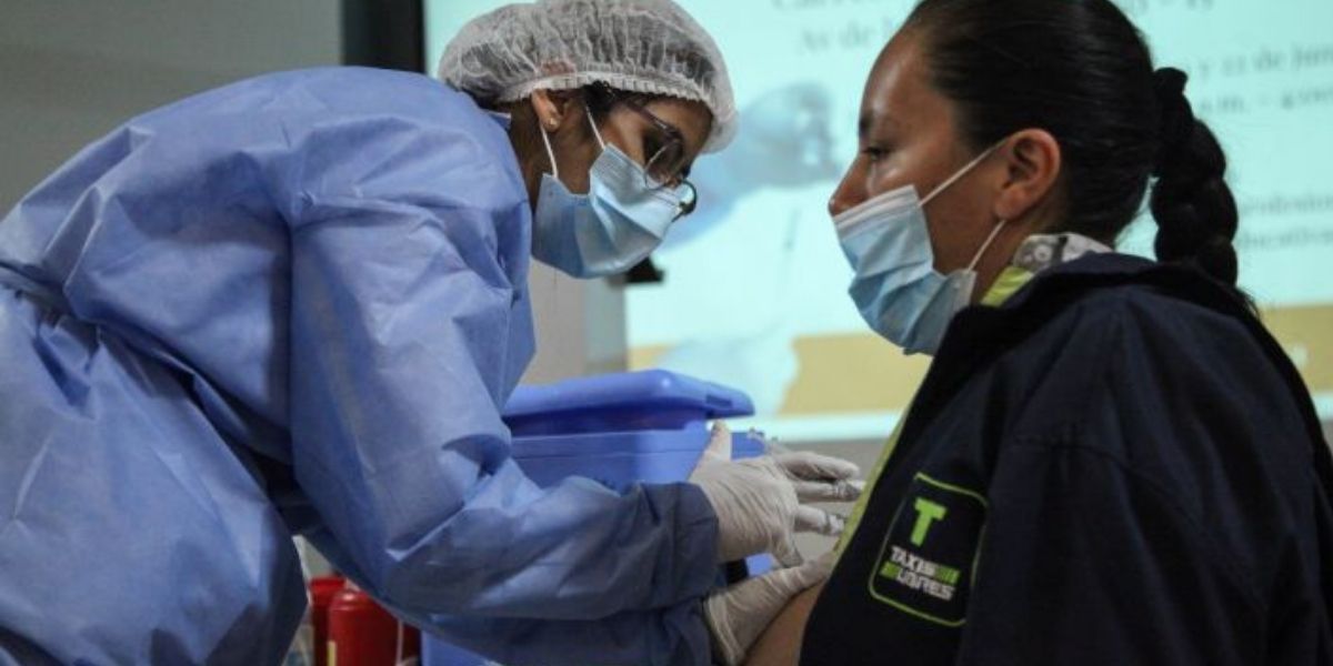 Instituto Nacional de Salud Vacunación en Colombia