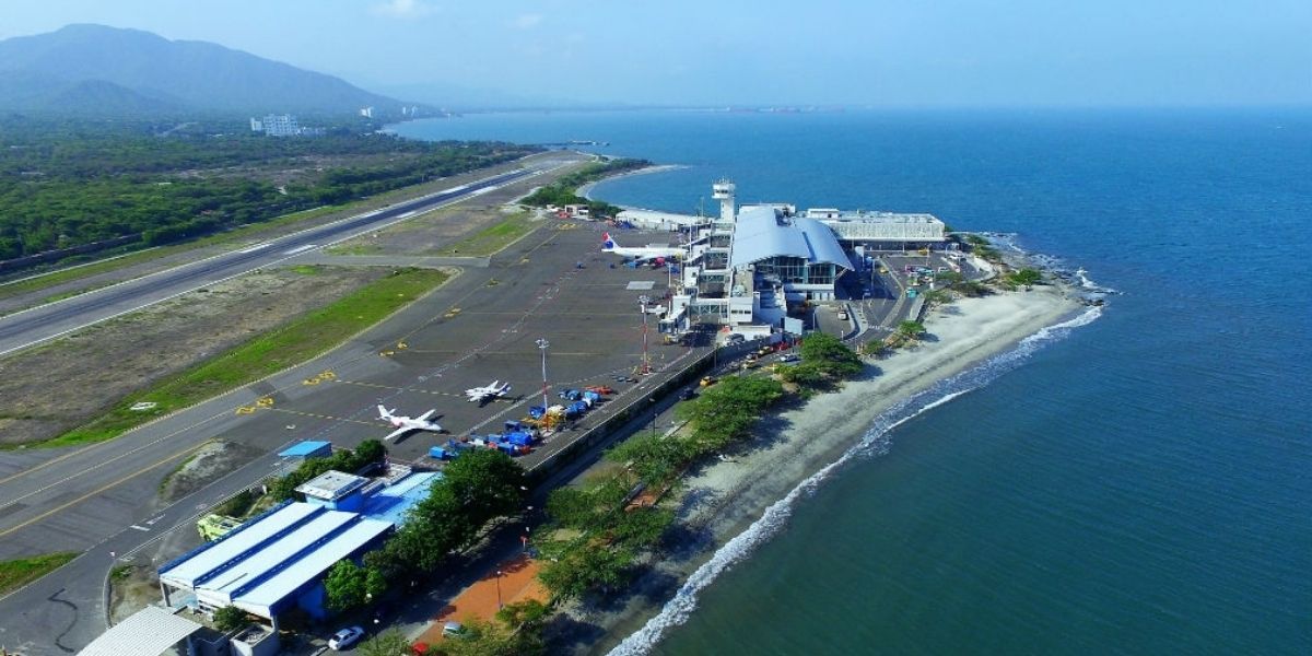 Aeropuerto Simón Bolívar.