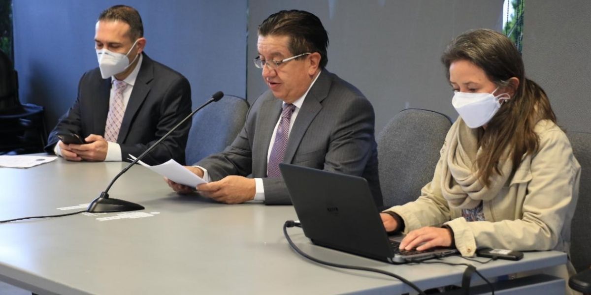 Seguimiento Ministro de Salud, Fernando Ruiz.