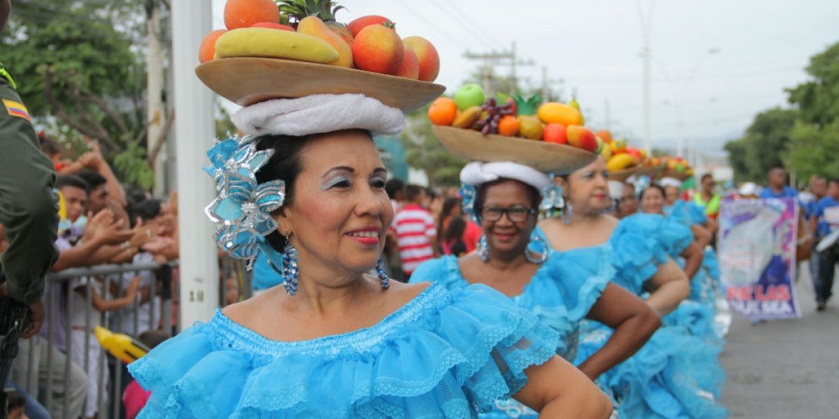 Desfile en Fiestas del Mar - contexto.