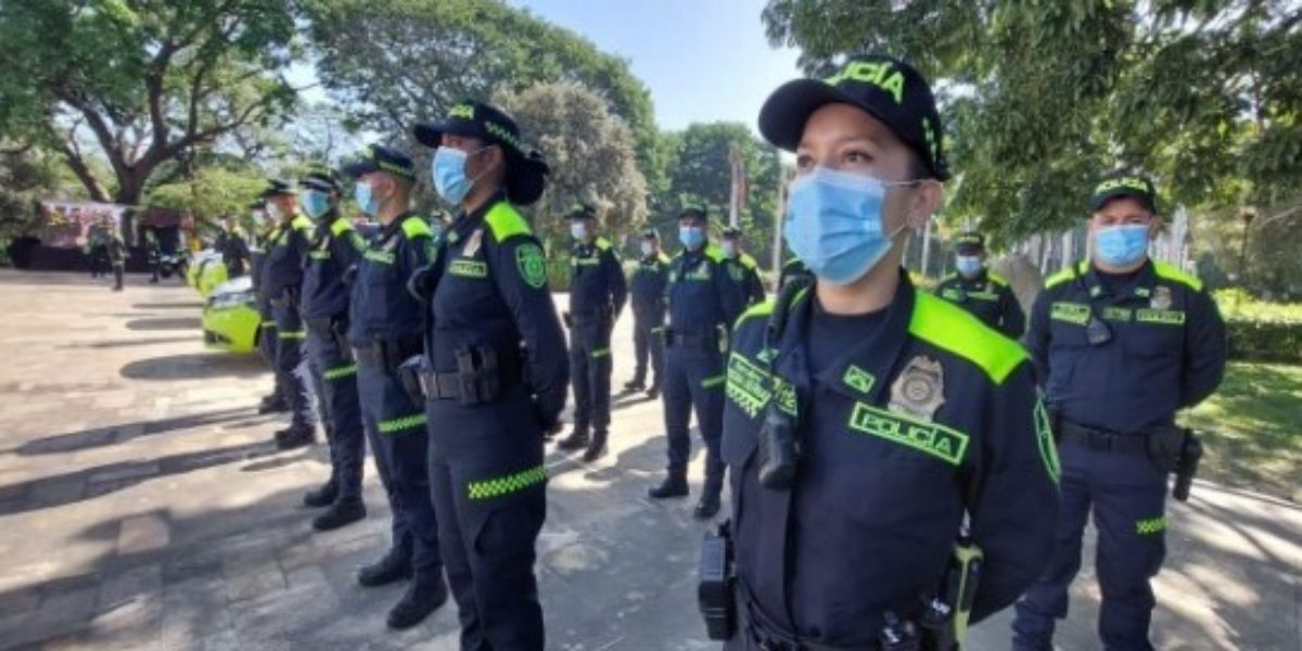 Con 1.100 hombres y mujeres la Policía Metropolitana estará presente en los diferentes barrios y sectores de la ciudad.