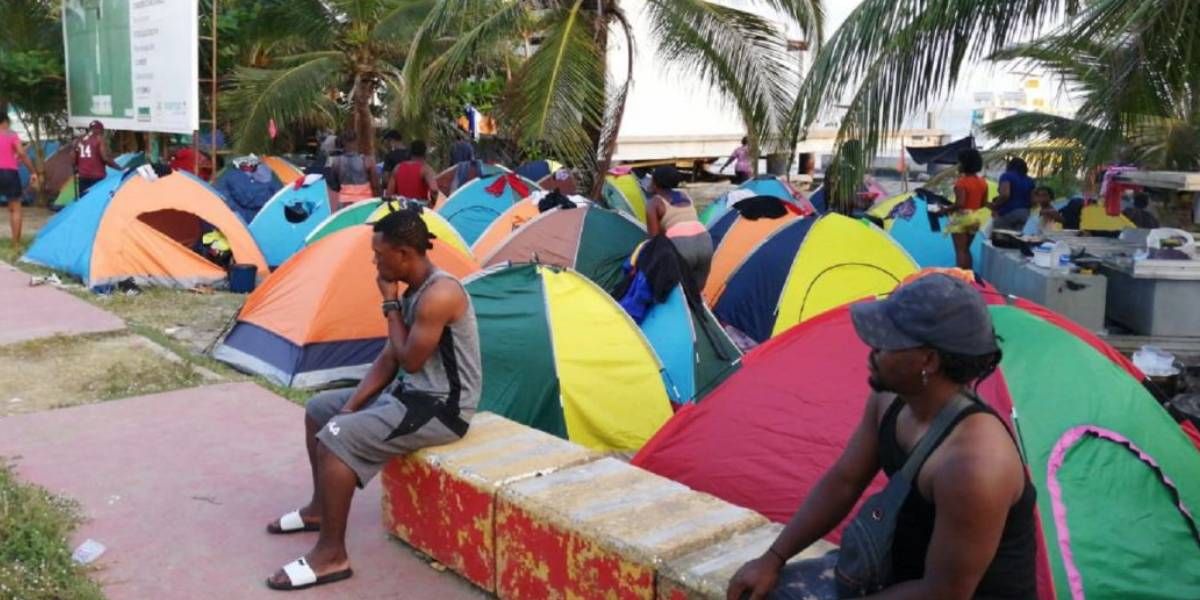 El Colombiano Migrantes represados.