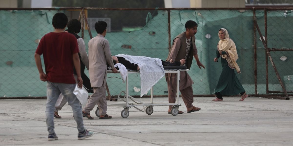 Español News Estudiante de escuela herido es trasladado a un hospital