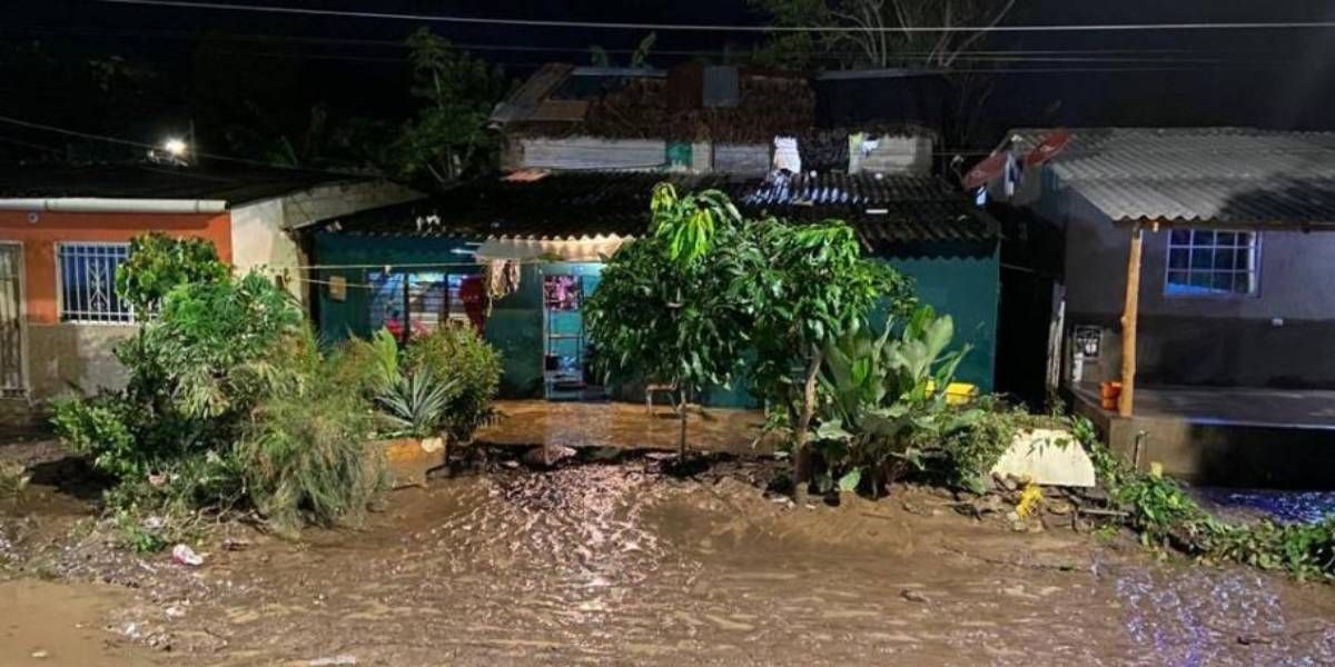 Gobernación Afectaciones en Guachaca.