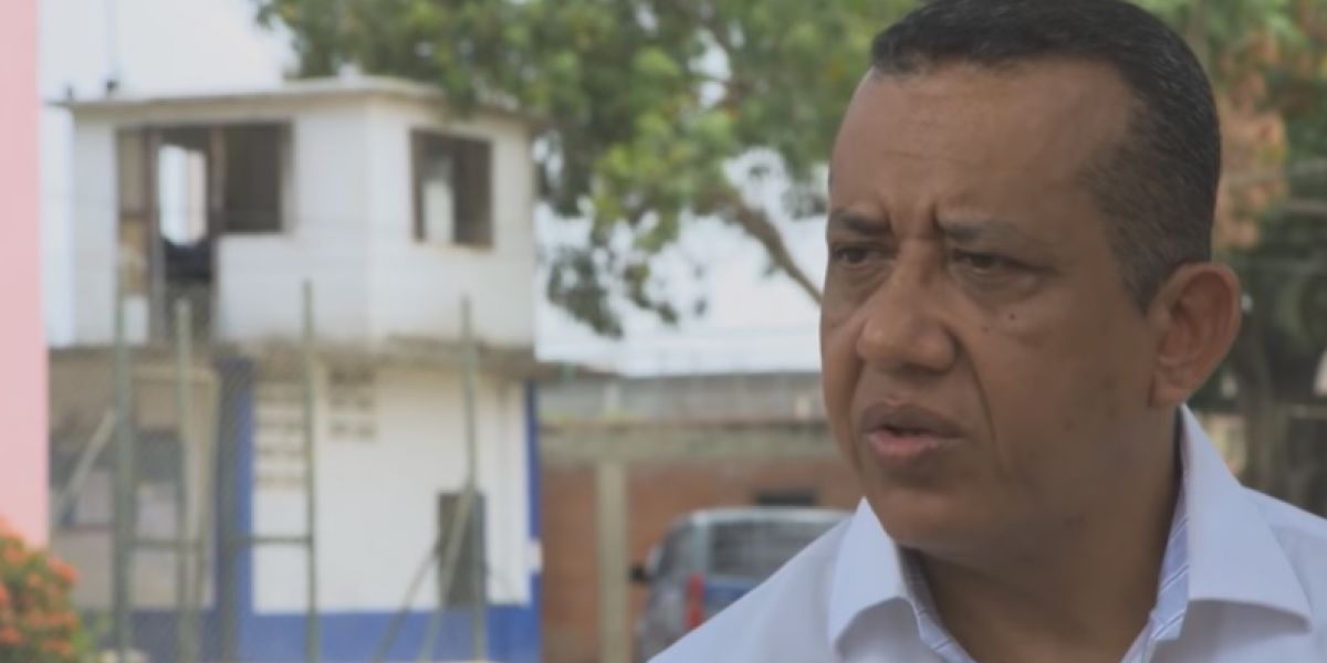 Radio Canadá Info Adriano Sánchez Comas, exparamilitar.