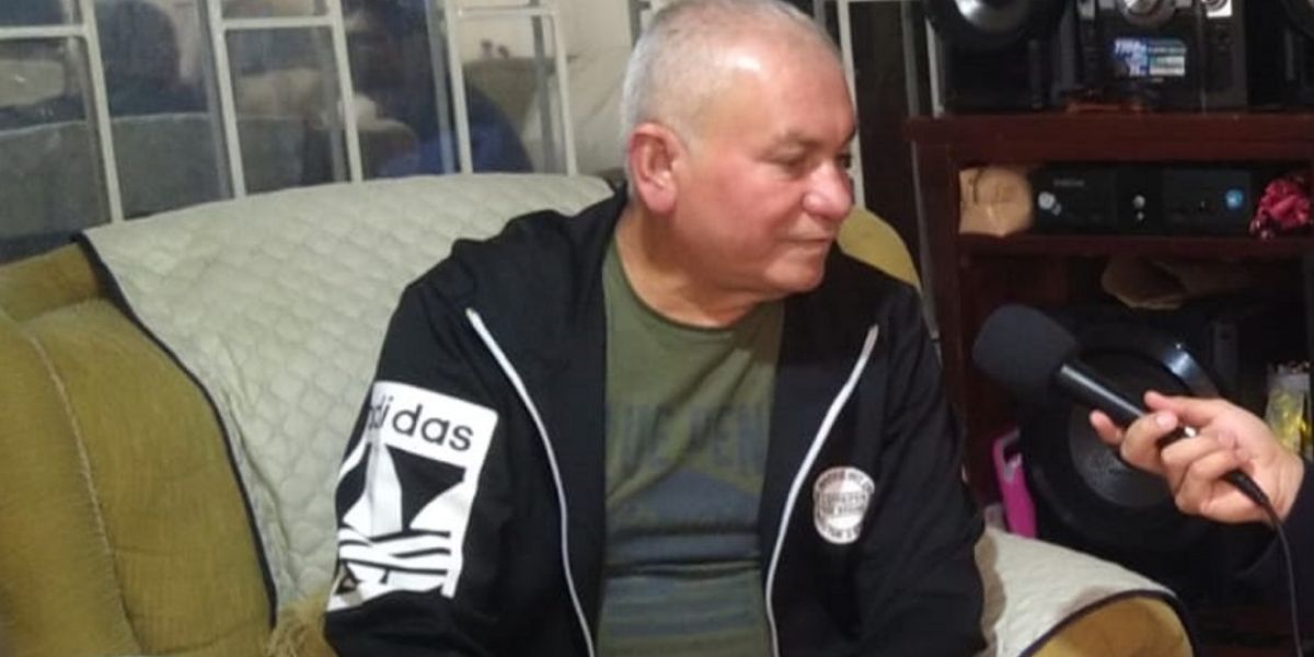 Caracol Radio José Gélvez Albarracín, alias el Canoso, en entrevista con Caracol Radio