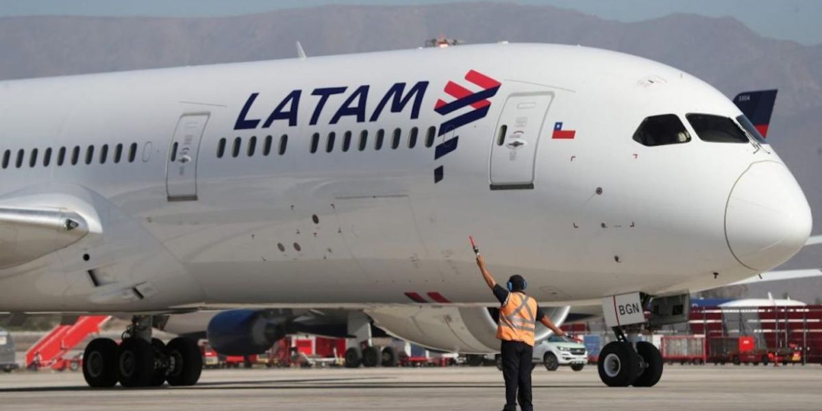 Avión de Latam.