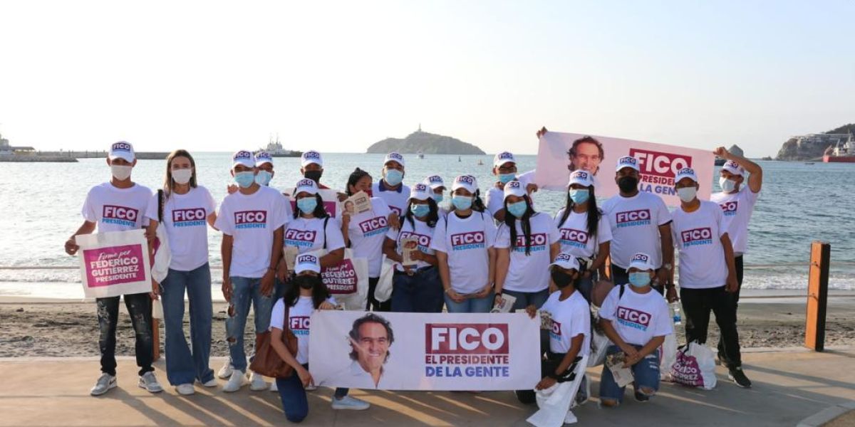 Los voluntarios de Fico Gutiérrez en Santa Marta.