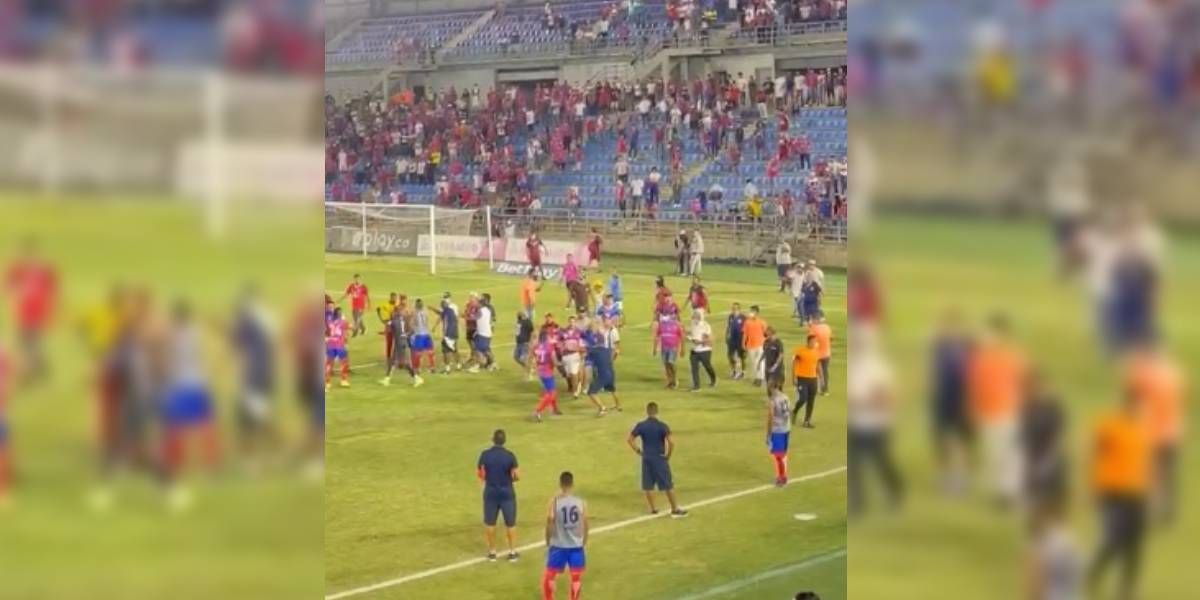 Captura de Video. Hinchada dice que los jugadores los provocaron.