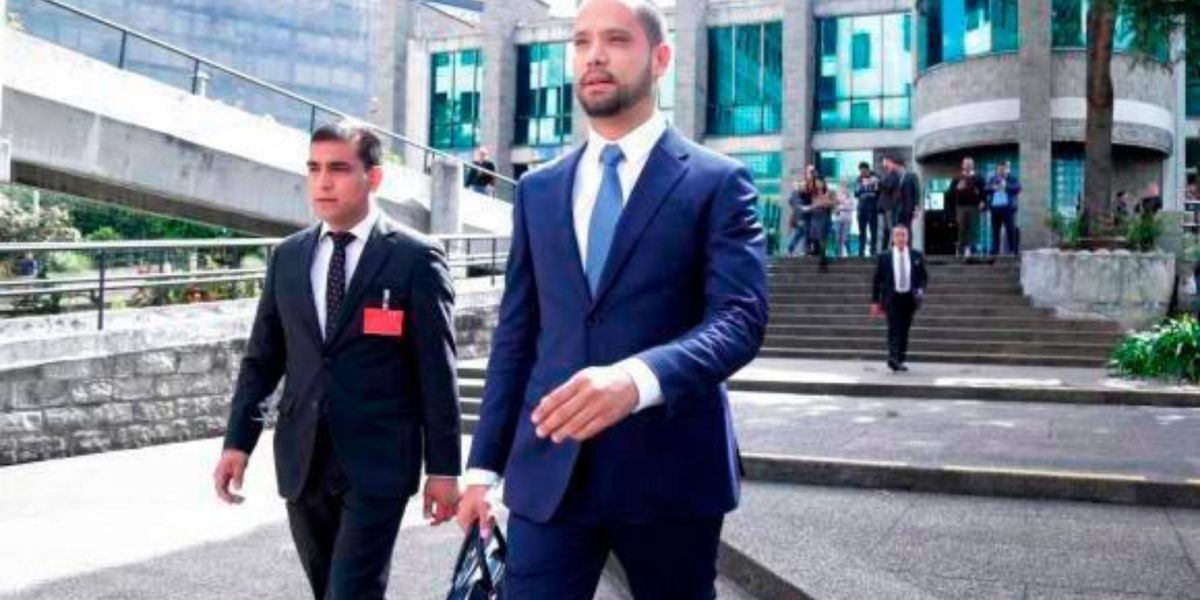 Seguimiento. Abogado Diego Cadena.