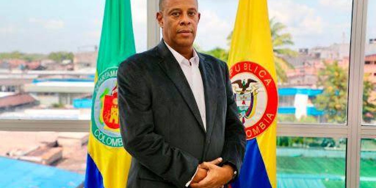  Ariel Palacios Calderón.