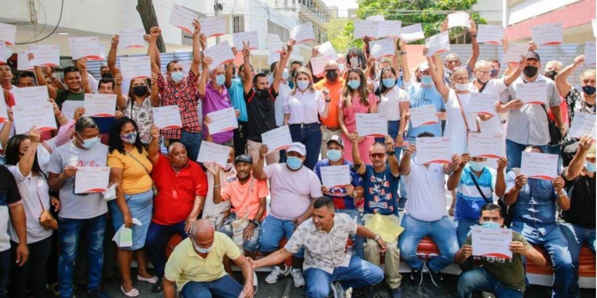 Acto de entrega de capitales de trabajo.