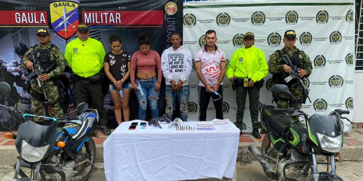 Policía del Magdalena Tenían armamentos, munición y panfletos.