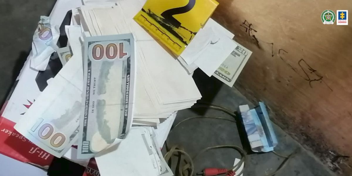 Fiscalía Las divisas extranjeras falsificadas, al parecer, eran enviadas en encomiendas.