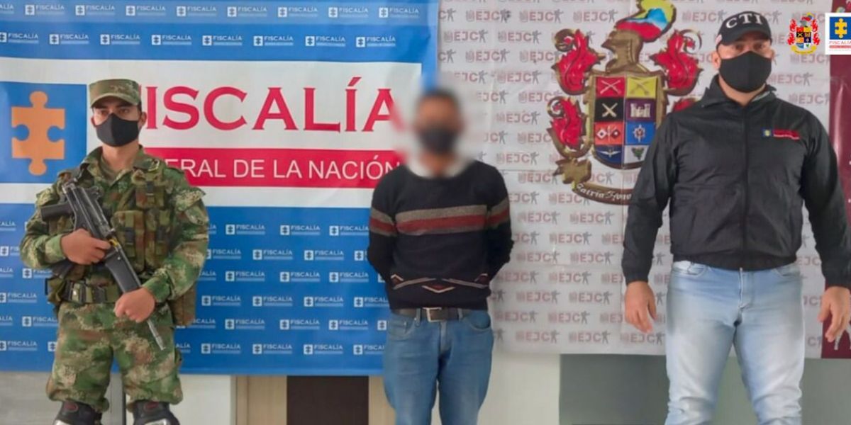 Desde 2018 hasta 2021 violó a su hijastra. 