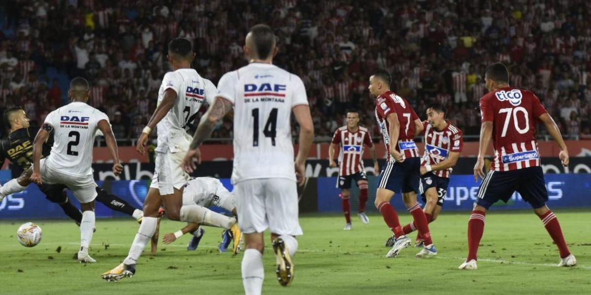 Cristian Mercado El golazo de Sambueza no fue suficiente.