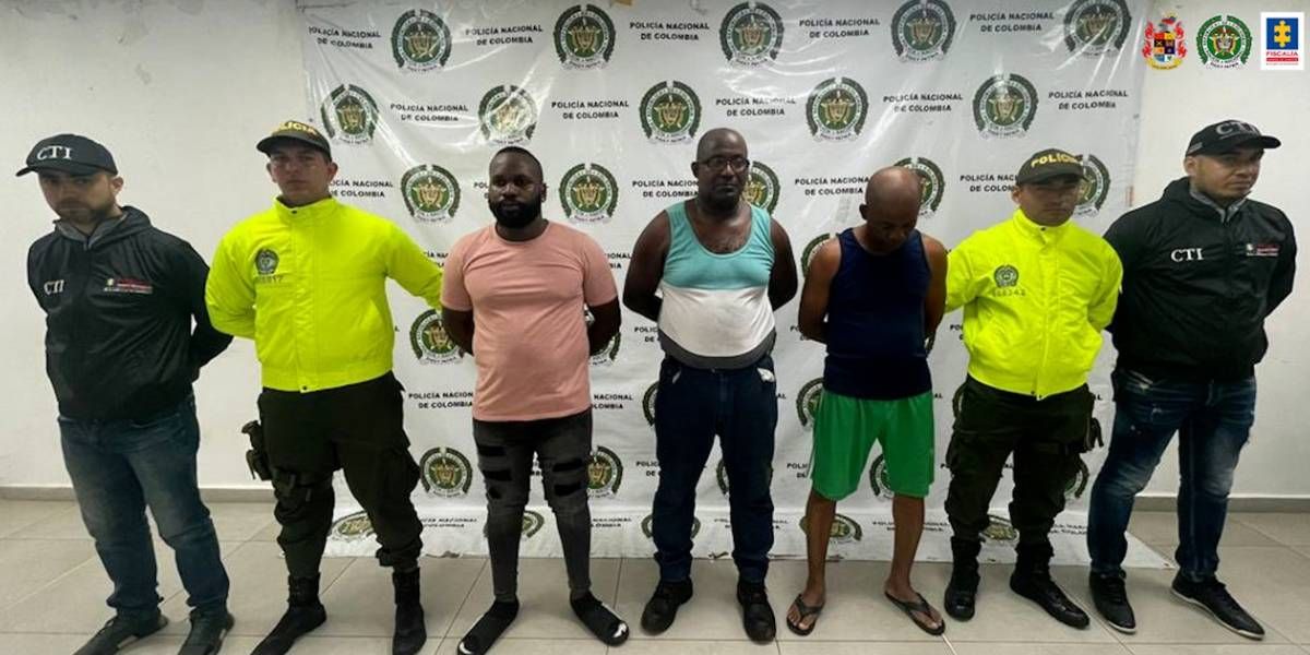 Hombres capturados en Buenaventura.