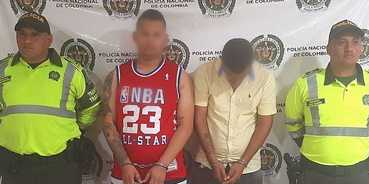 Policía del Magdalena Yair Antonio Munzón Arrieta y Miguel Ángel Figueroa Trujillo.