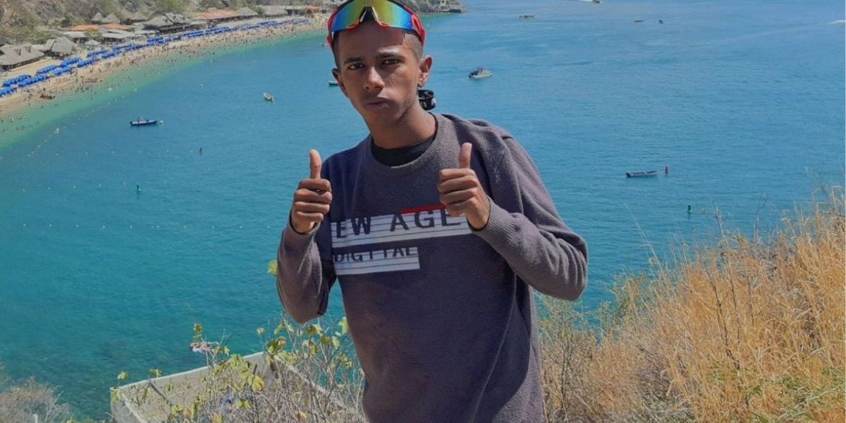 Facebook. Adrián Andrés Fontalvo.