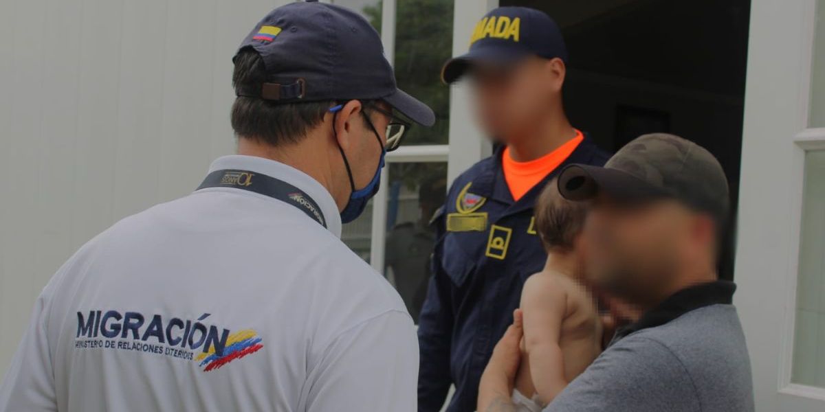 Armada Nacional Armada de Colombia rescata a 23 migrantes irregulares en San Andrés