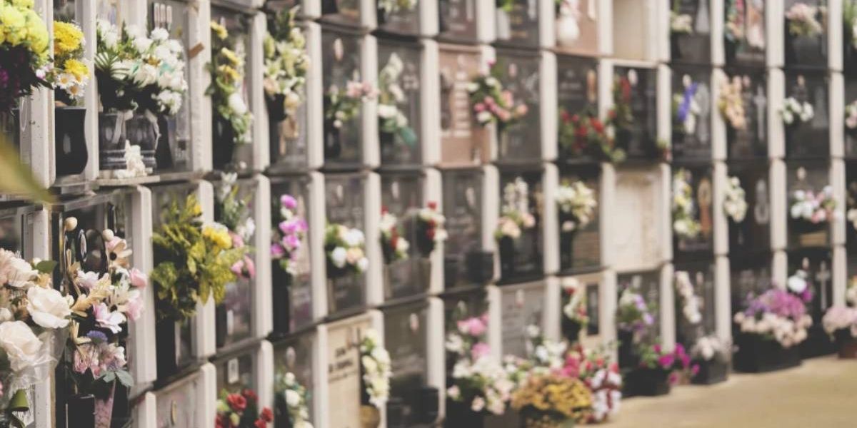 Getty Images Menor murió luego que le cayera la rama de un árbol en un cementerio en Bogotá