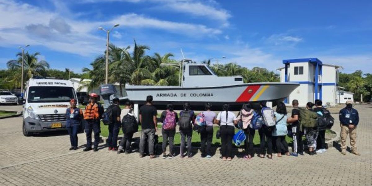 armada rescate de migrantes