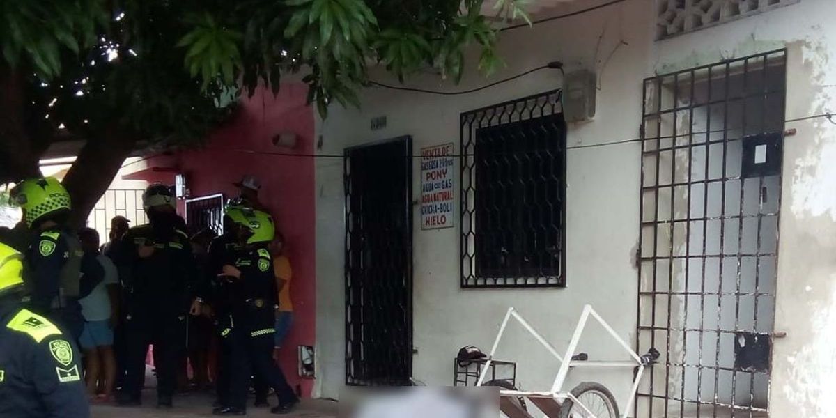 Terraza donde fueron asesinados Yobanis Antonio Julio Salcedo y José Luis Ibargüen Rodríguez