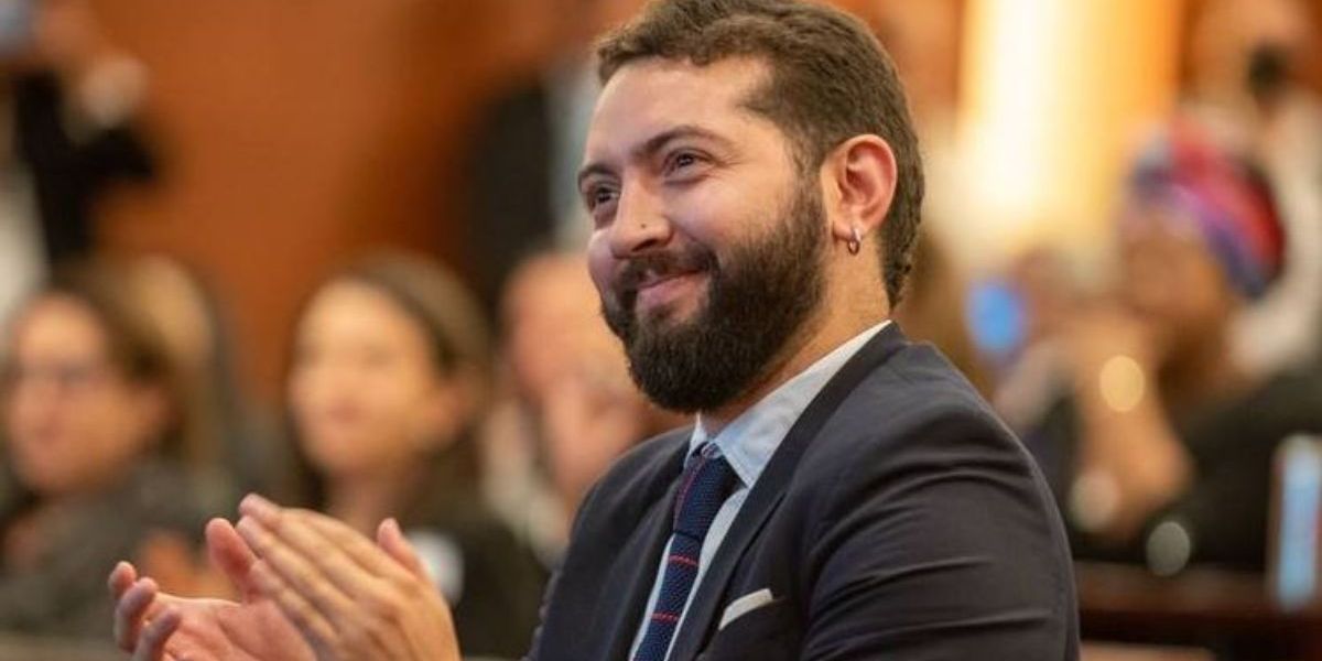 @MoisesAlvaro_ Se cae el nombramiento del Embajador de Colombia en México