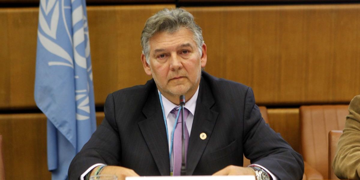El Nuevo Siglo Discusión del Salario Mínimo y Reforma Laboral al mismo tiempo es inoportuna: Fenalco