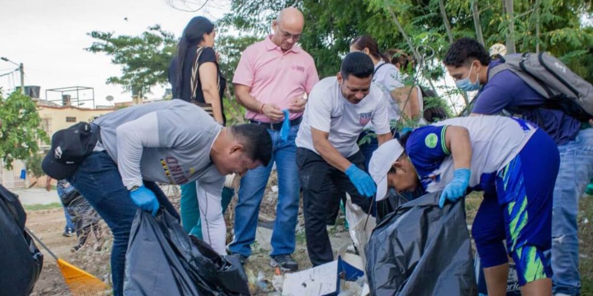 Cortesía Unimagdalena recolectó 16 toneladas de residuos en jornada de limpieza y embellecimiento