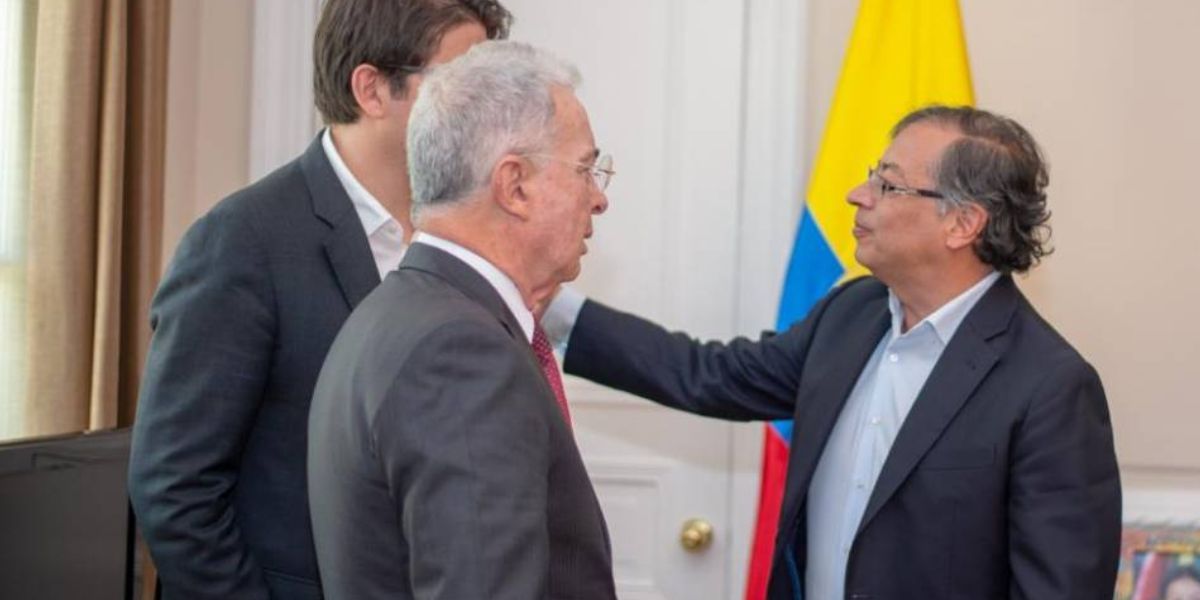 Gustavo Petro y Álvaro Uribe se reunieron por tercera vez