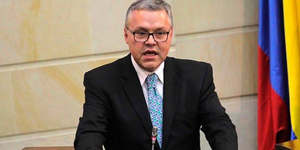 Cortesía El ministro de Justicia defendió la propuesta.