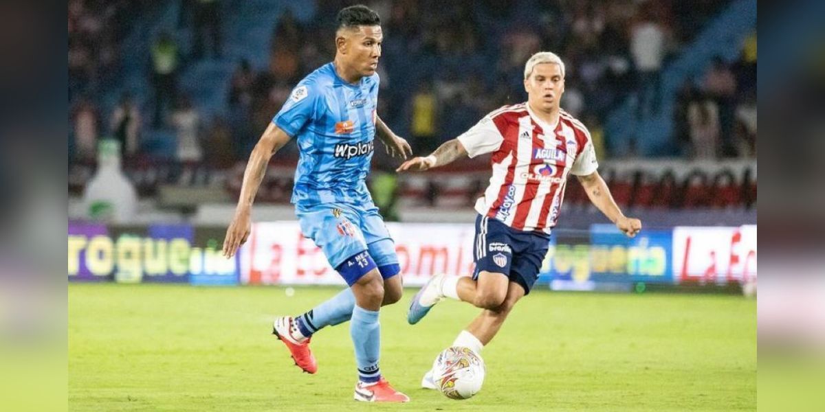 Archivo Alex Mejía y 'Juanfer' Quintero en el último clásico costeño.