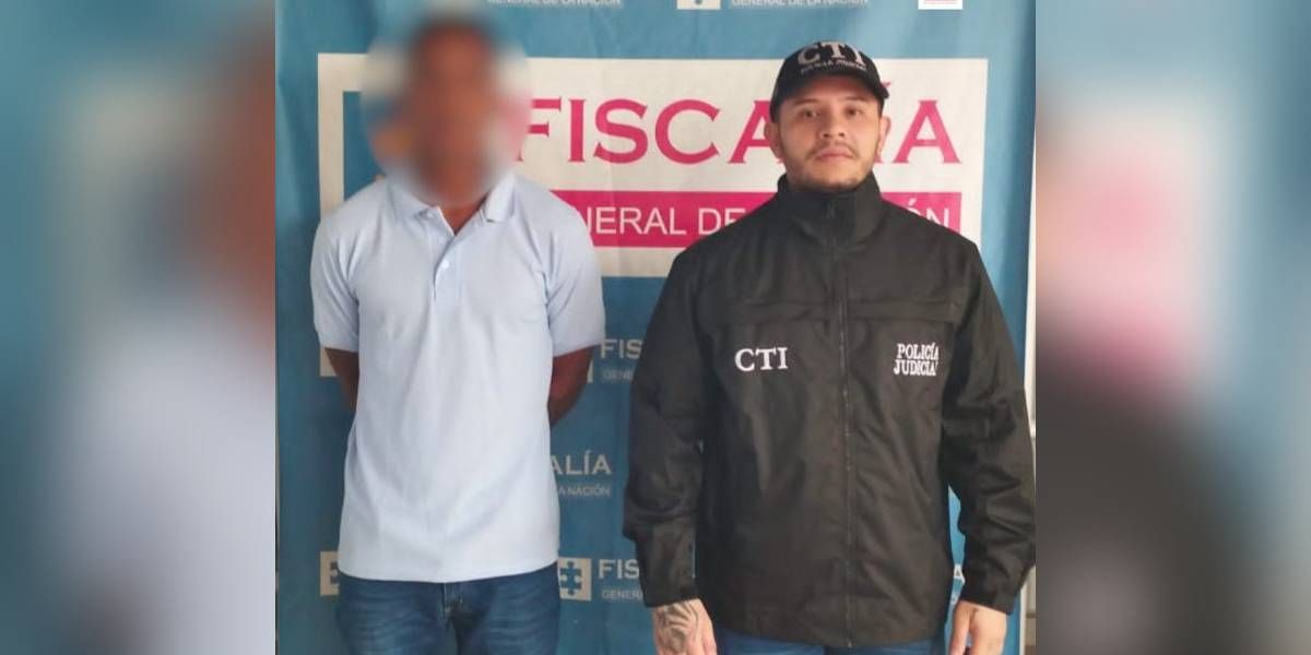 Auxiliar de la Policía judicializado.