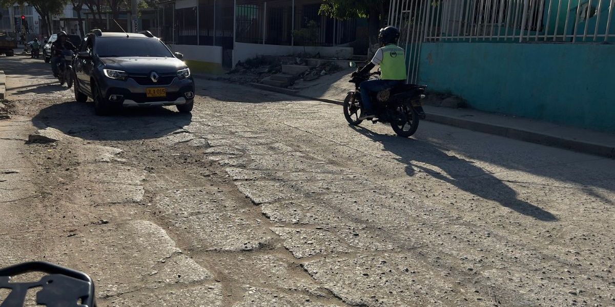 Cortesía Estado de la vía que lleva hacia el balneario