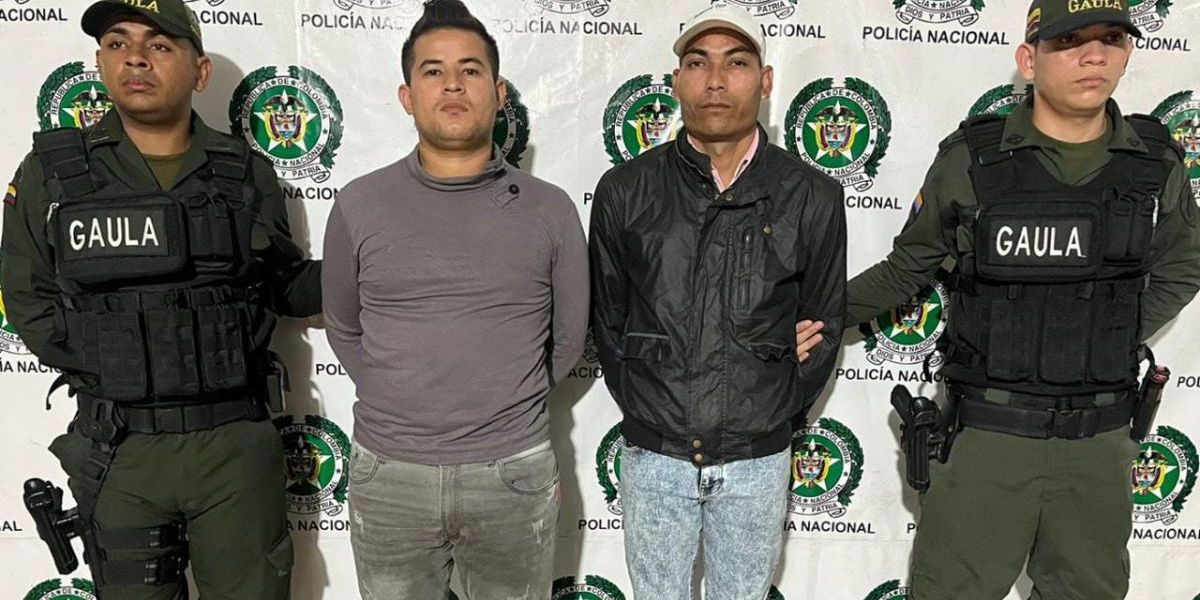 Policía Metropolitana de Barranquilla. Jesid Ángel Monsalvo De Alba y Jorge Leonardo Gutiérrez Mejía, los capturados