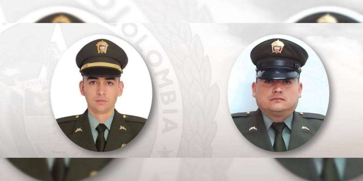 Policía Nacional subintendente Ángelo Raúl Martínez Arévalo y el patrullero Andrés Idárraga Orozco.