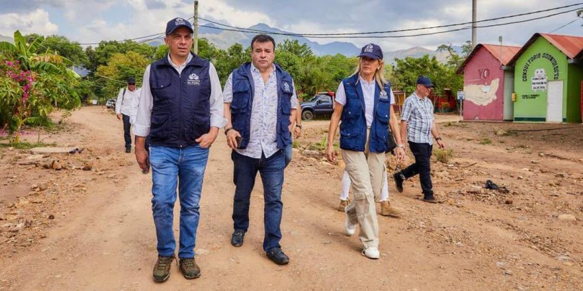 Defensoría del Pueblo El Defensor del Pueblo, Carlos Camargo, en la visita que hizo a Riohacha y Dibulla.