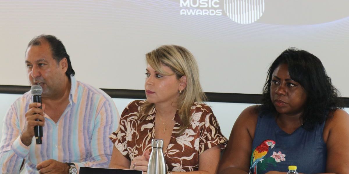 Rueda de prensa en el Teatro Santa Marta, por motivos de Monitor Music Awards.