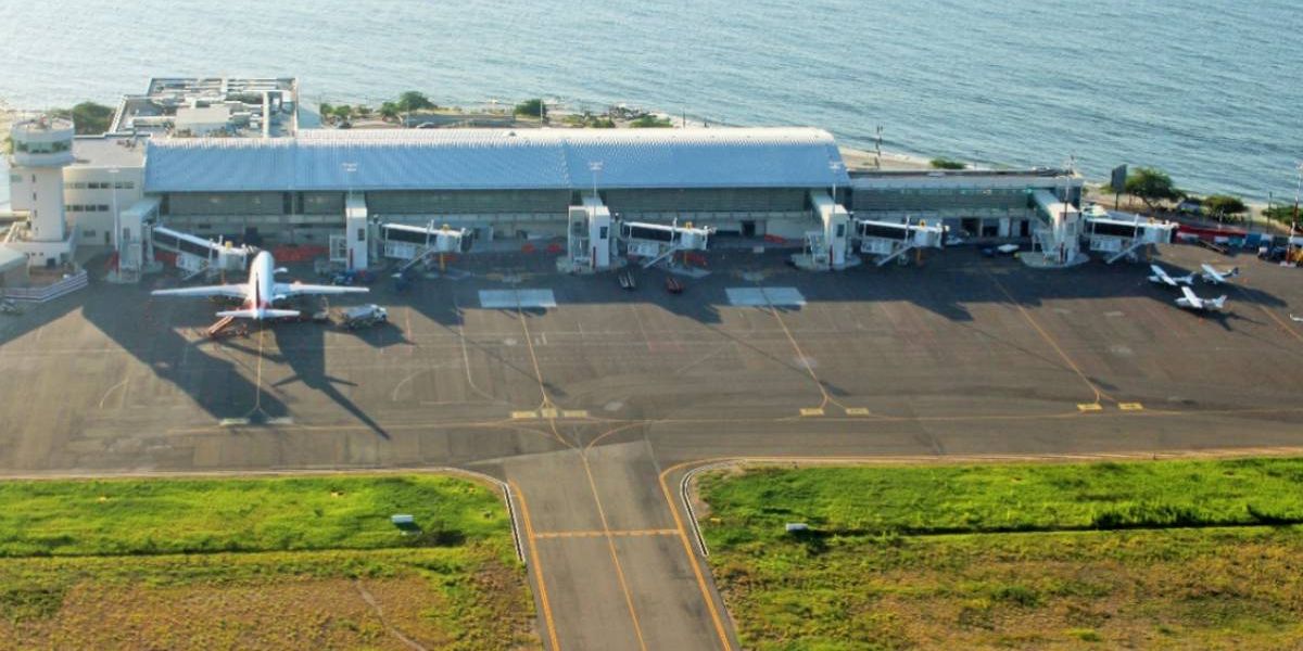 Archivo Aeropuerto Simón Bolívar.
