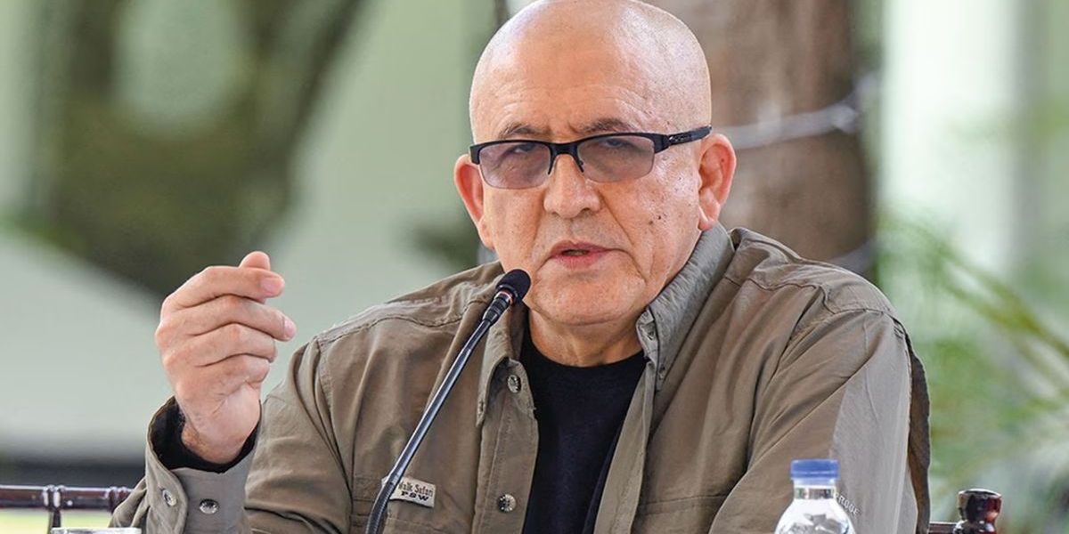 Revista Semana. Máximo comandante del ELN ordena a su estructura suspender actividades ofensivas contra las Fuerzas Militares.