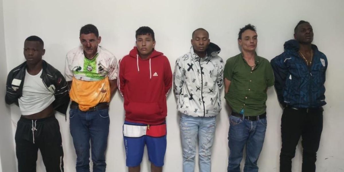 Colombianos capturados.