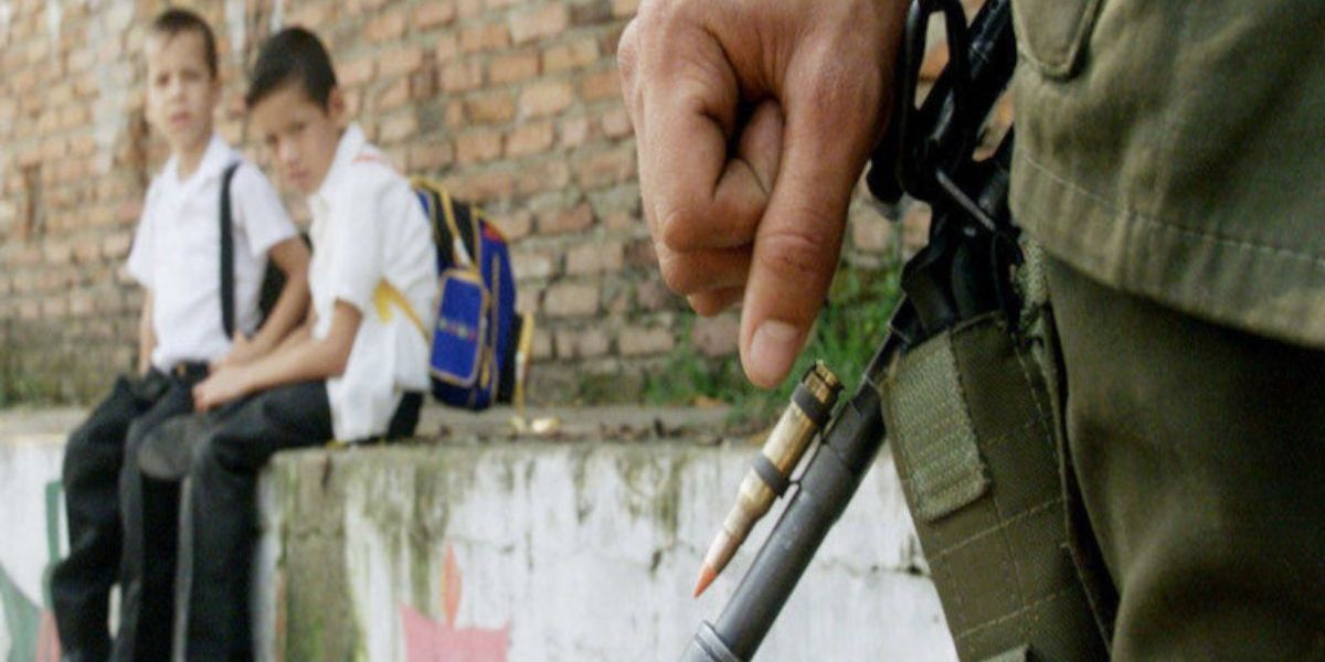 Diario Último en Noticias Cada año el conflicto armado impide el regreso de niños a los colegios.