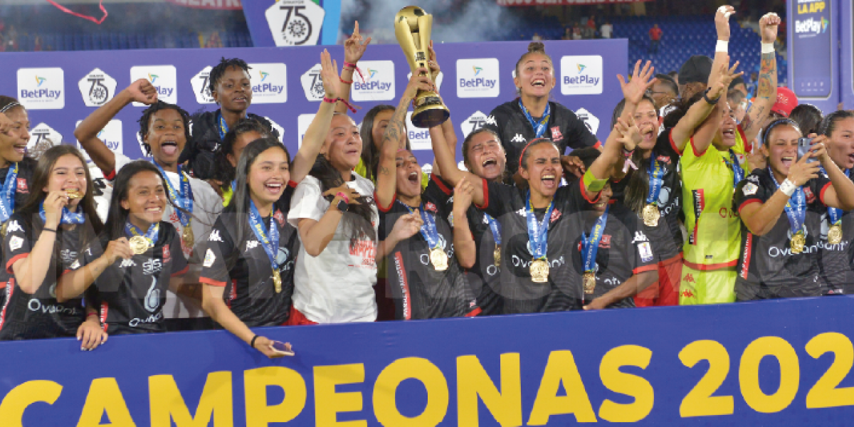 Zona Cero Santa Fe, club campeón de la liga femenina de Colombia.