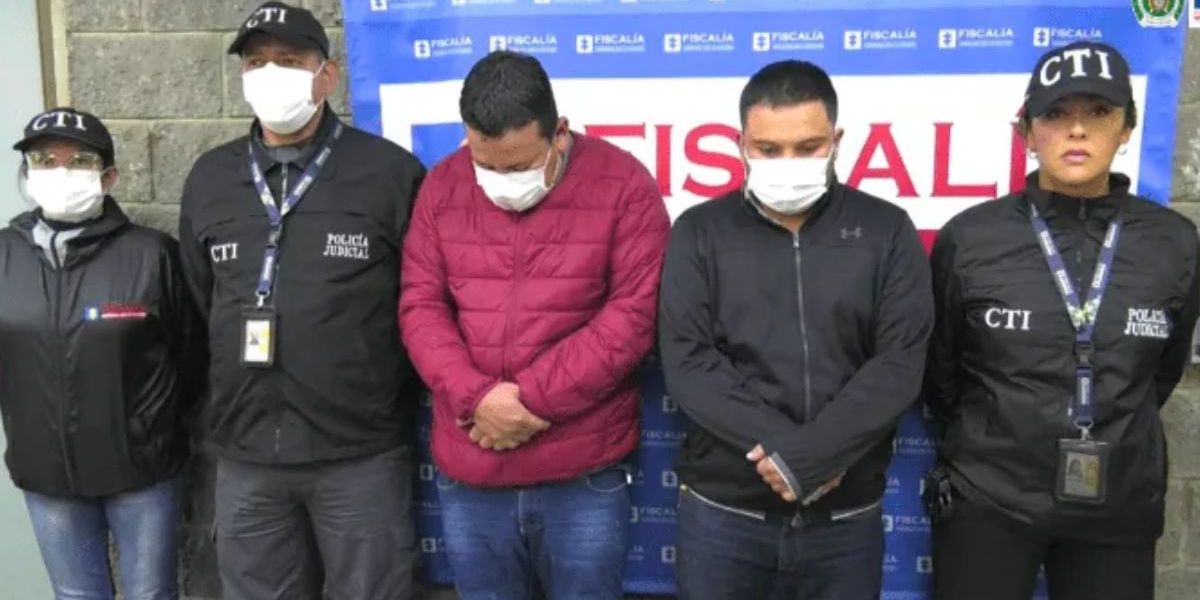 Fiscalía General. Fredy Alexander Gómez Bustamante, y Rafael Ricardo Santos Fuentes.