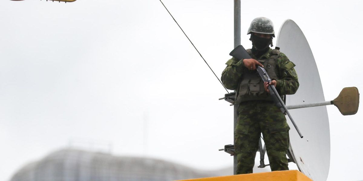 Francotirador ecuatoriano.
