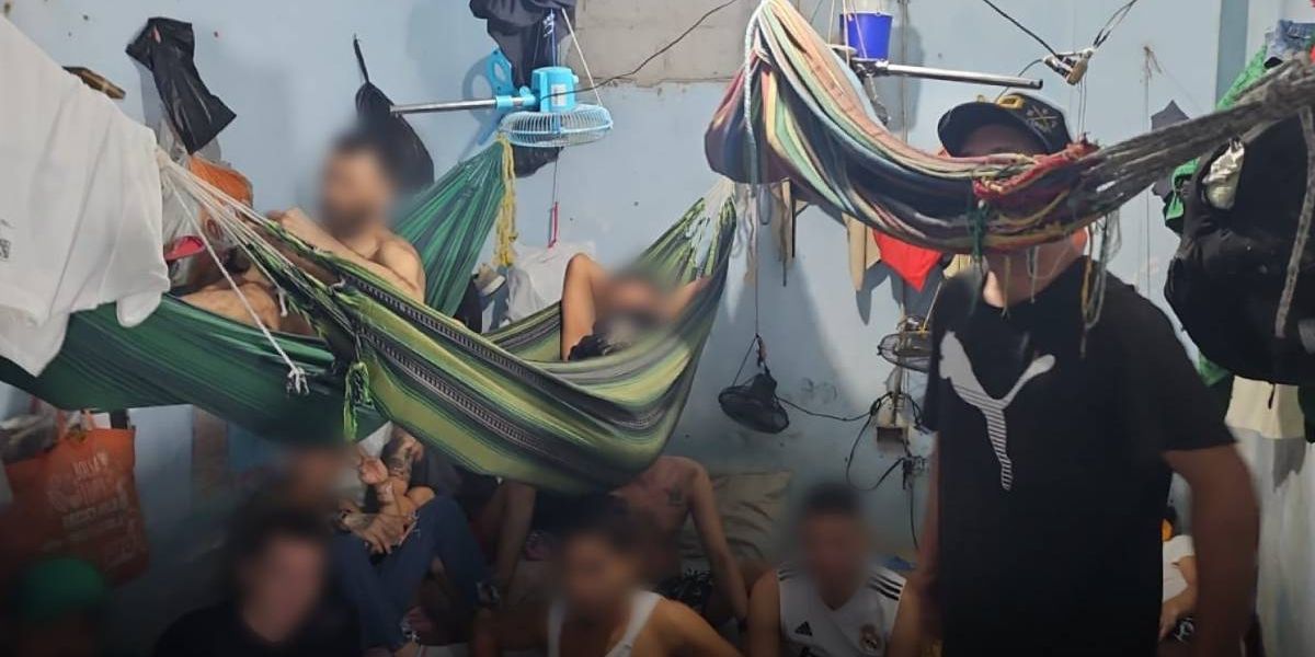 Procuraduría Centro transitorio de detención.