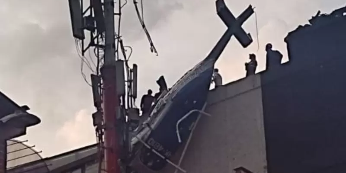 La aeronave transportaba 6 personas Helicóptero accidentado en Medellín